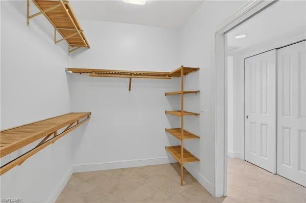 $3,900 | 1060 Borghese Lane, Unit 1005, Naples, FL 34114
