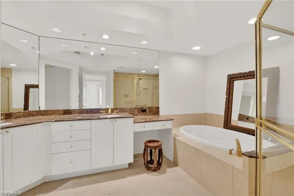 $3,900 | 1060 Borghese Lane, Unit 1005, Naples, FL 34114