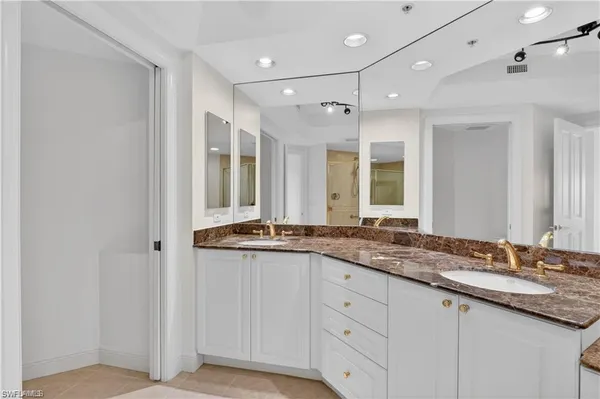 $3,900 | 1060 Borghese Lane, Unit 1005, Naples, FL 34114