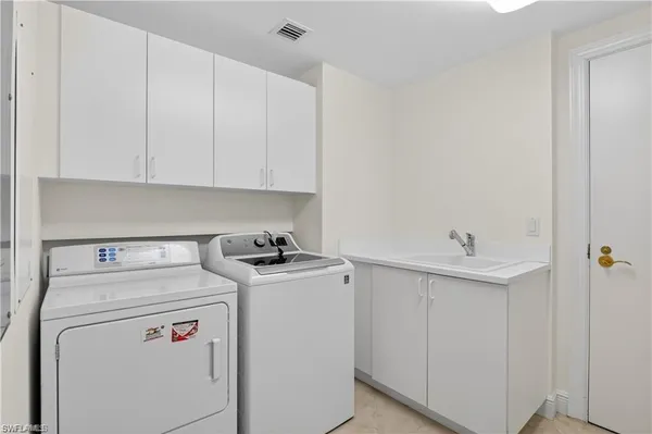 $3,900 | 1060 Borghese Lane, Unit 1005, Naples, FL 34114