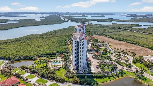 $3,900 | 1060 Borghese Lane, Unit 1005, Naples, FL 34114