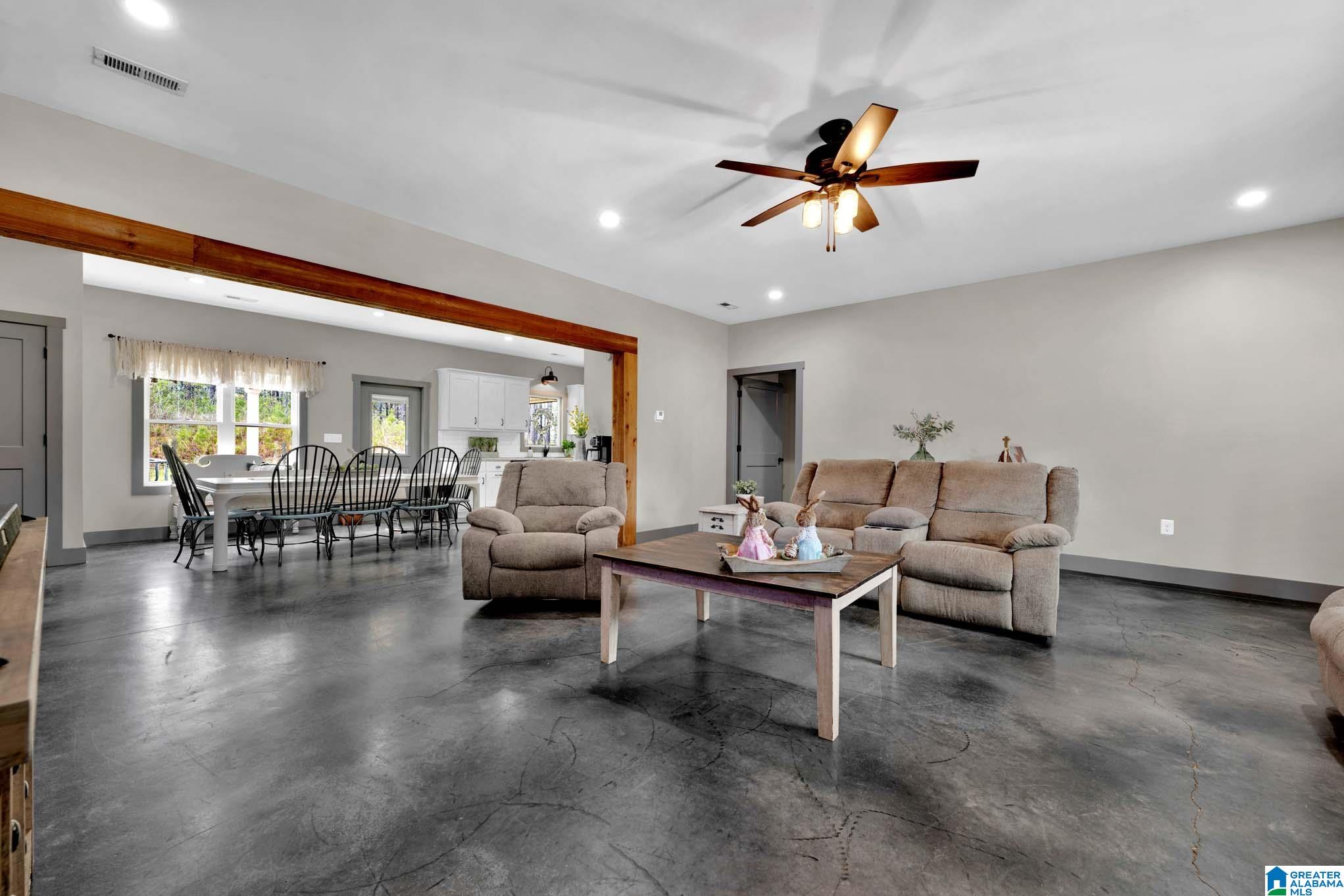665 Robbins Road Hayden, AL 35079 - Photo 6 of 45