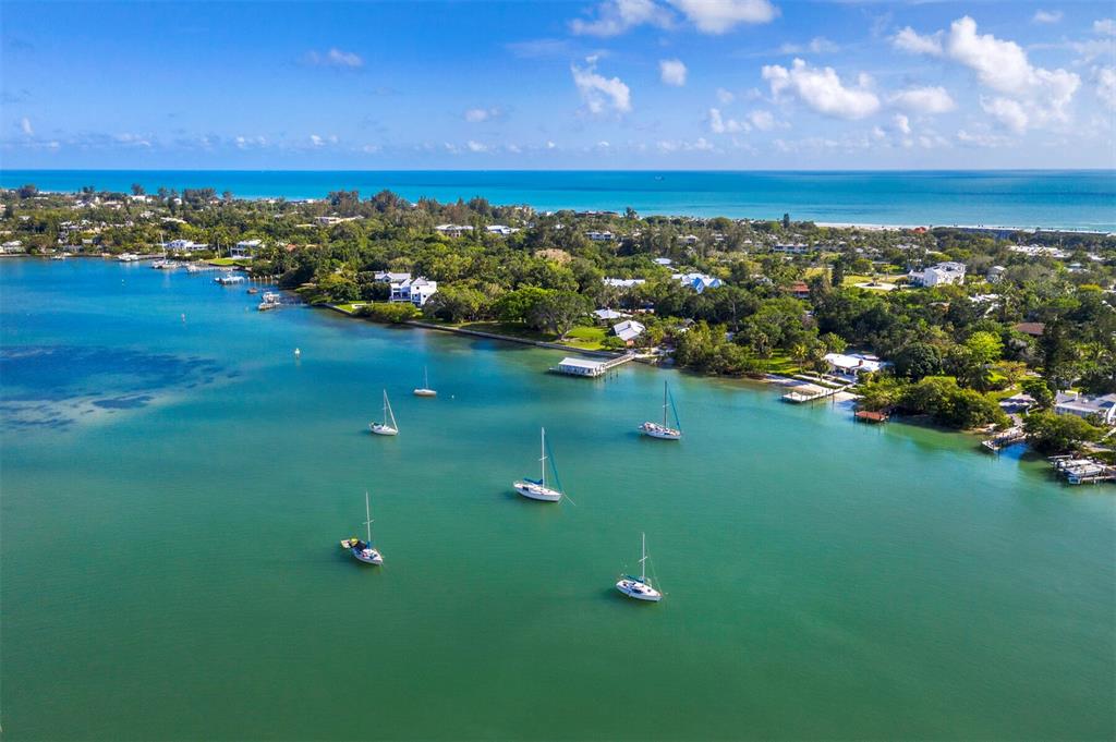 640 Fox Street Longboat Key, FL 34228 - Photo 44 of 55 Gallery Image 44