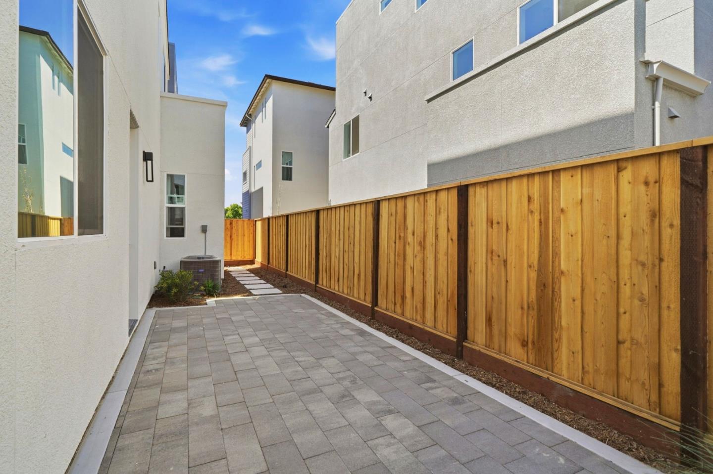 326 Isabelline Court San Ramon, CA 94583 - Photo 24 of 24 a view of a balcony
