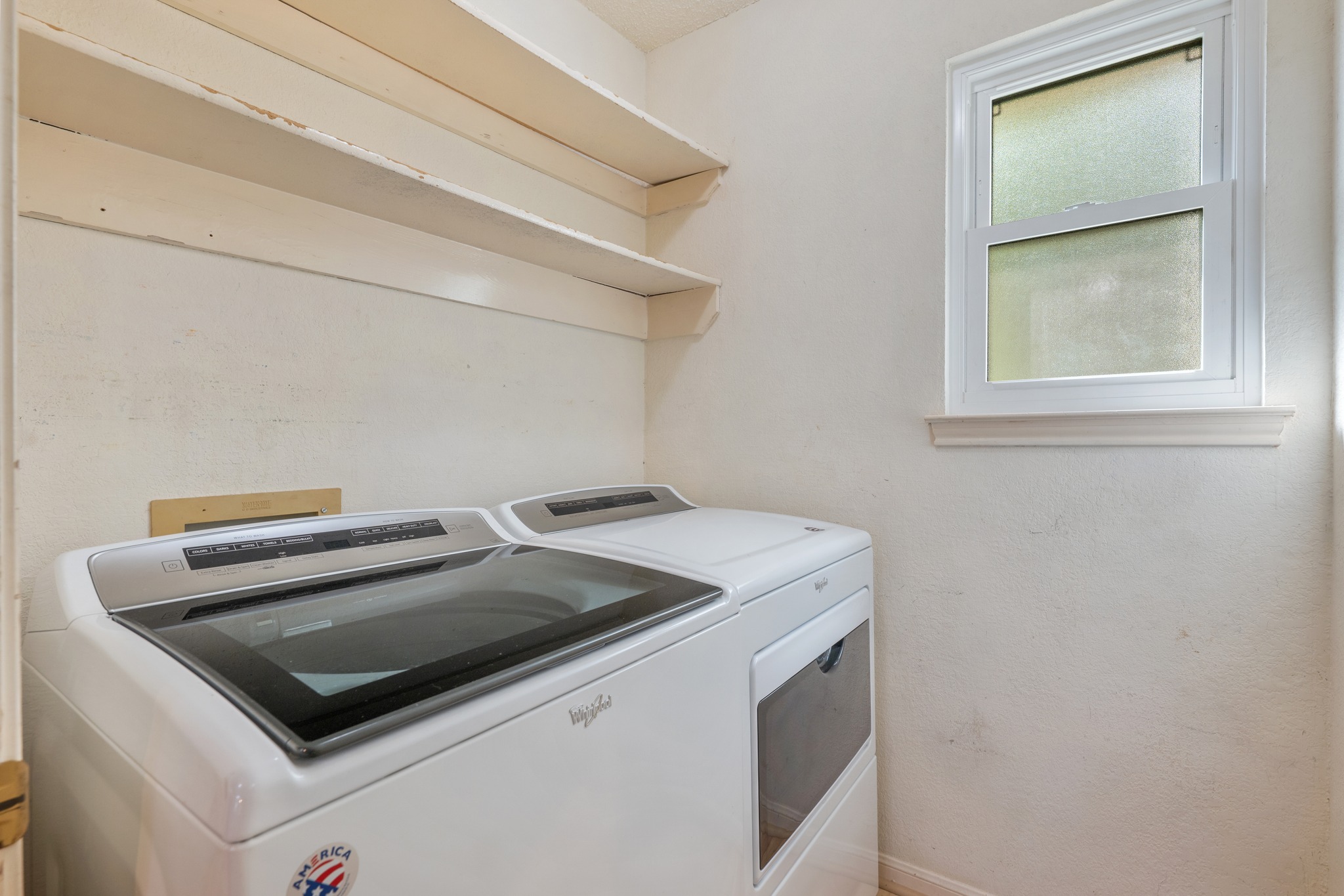 3845 Ranch Road 2222, Unit 19 Austin, TX 78731 - Photo 27 of 38 The laundry room is conveniently located on the 2nd floor