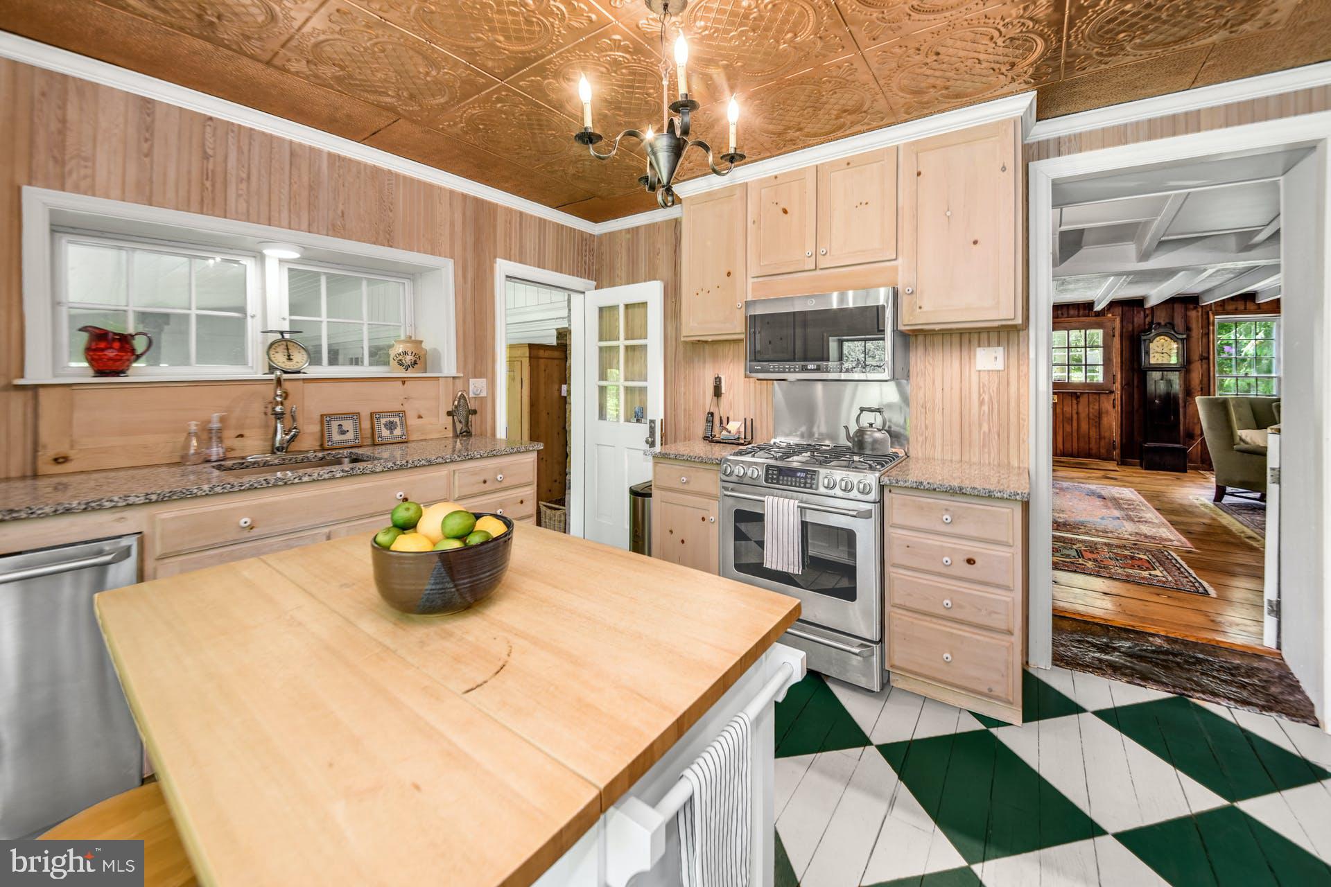 1800 Three Mile Run Road Perkasie, PA 18944 - Photo 13 of 40