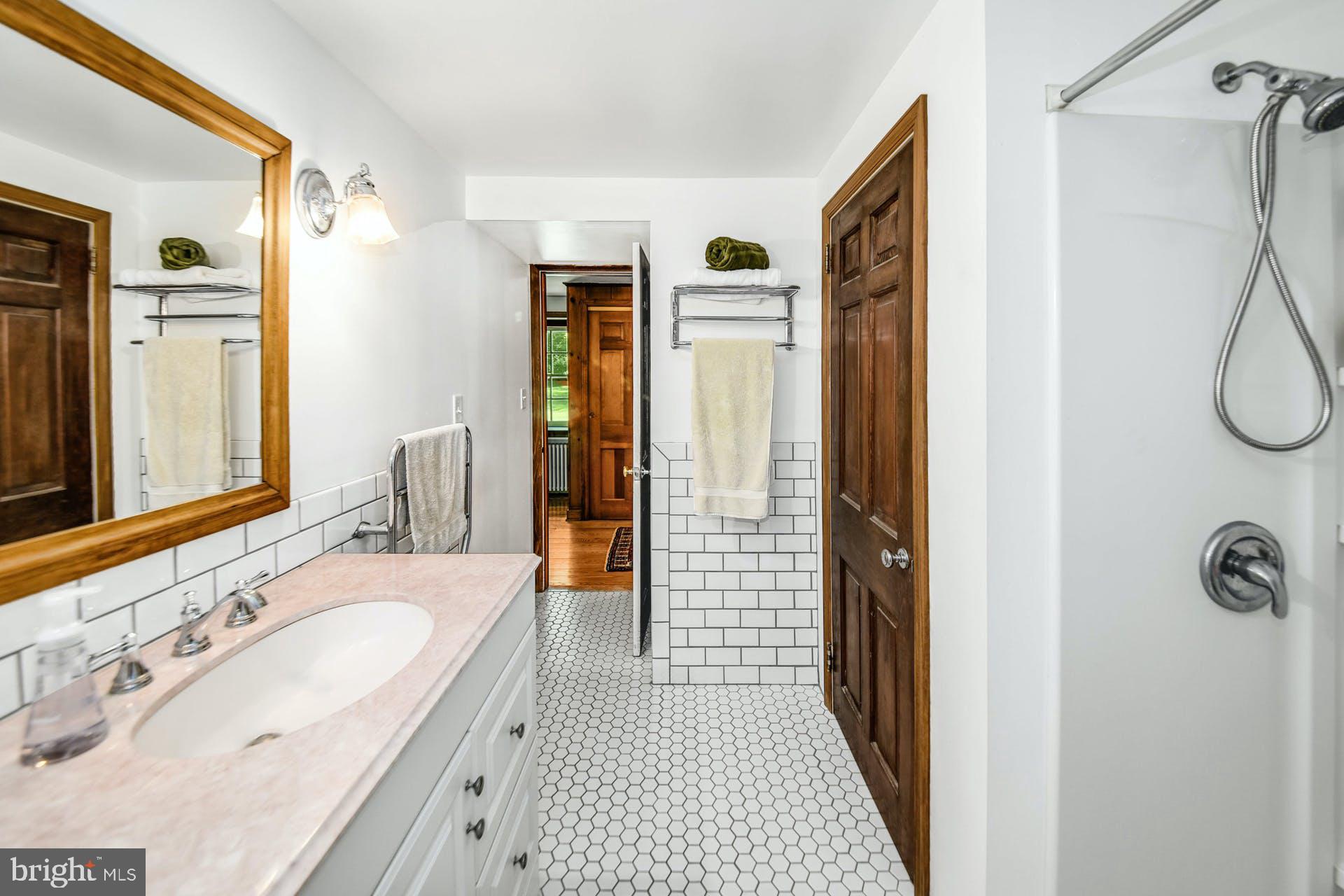 1800 Three Mile Run Road Perkasie, PA 18944 - Photo 18 of 40