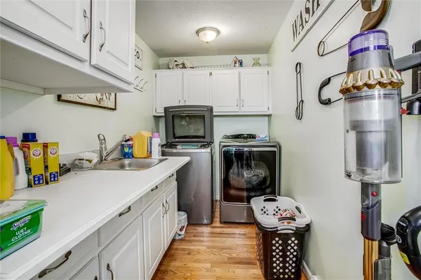 $720,000 | 17033 Northeast County Road 43, Archie, MO 64725