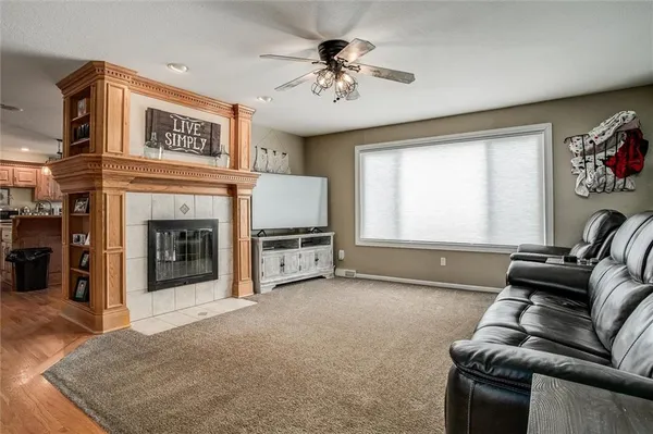 $720,000 | 17033 Northeast County Road 43, Archie, MO 64725