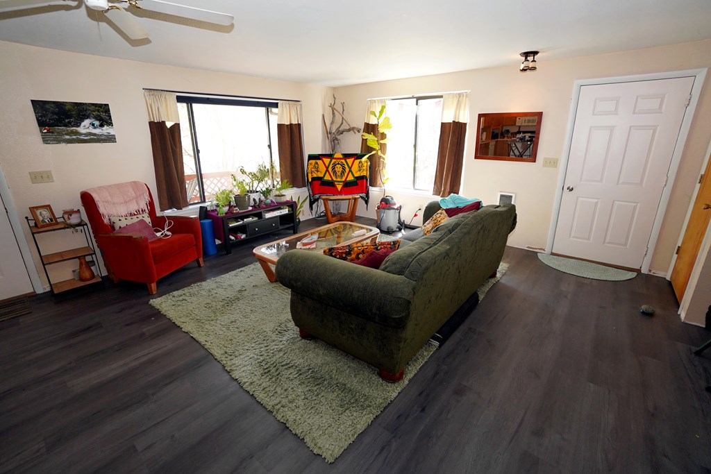 347 South Whitewater Drive Riggins, ID 83549 - Photo 11 of 27