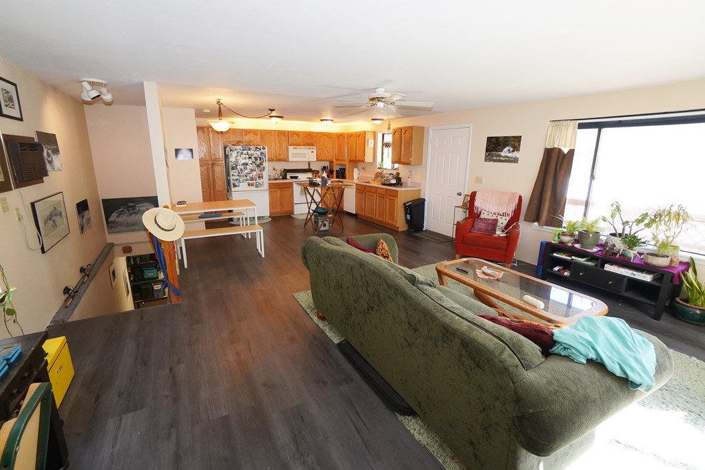 347 South Whitewater Drive Riggins, ID 83549 - Photo 10 of 27