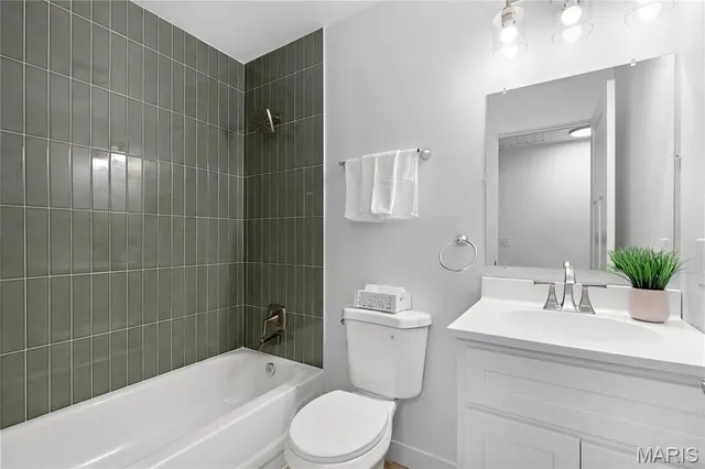 $325,000 | 512 Chele Drive, St. Charles, MO 63304