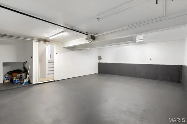 $325,000 | 512 Chele Drive, St. Charles, MO 63304