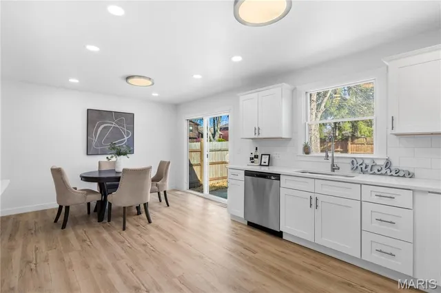 $325,000 | 512 Chele Drive, St. Charles, MO 63304