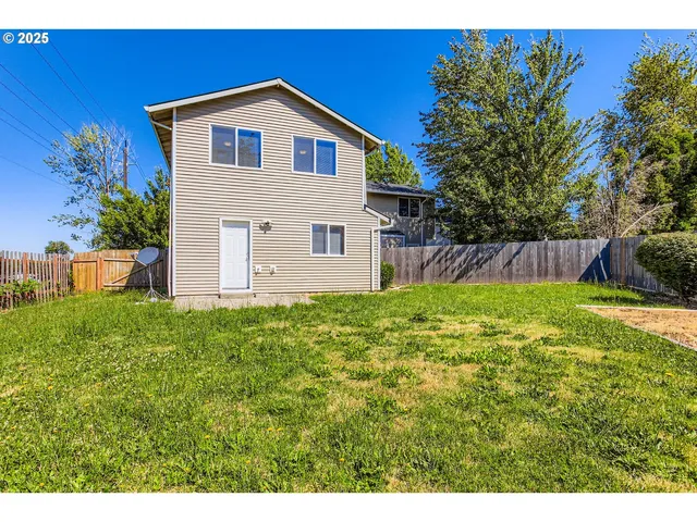 $350,000 | 798 Southeast Palmblad Place, Gresham, OR 97080