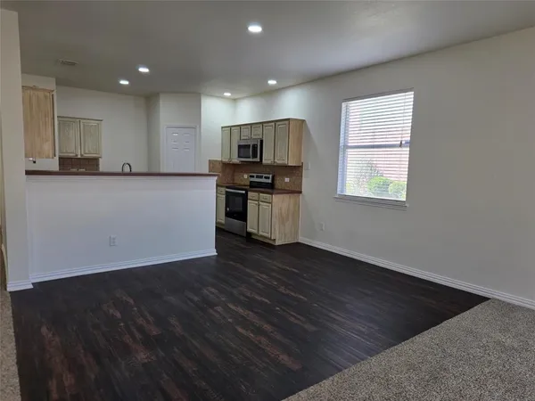 $350,000 | 8109 Serenity Way, Denton, TX 76210