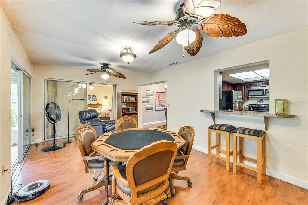 5008 Medalist Road Sarasota, FL 34243 - Photo 4 of 12