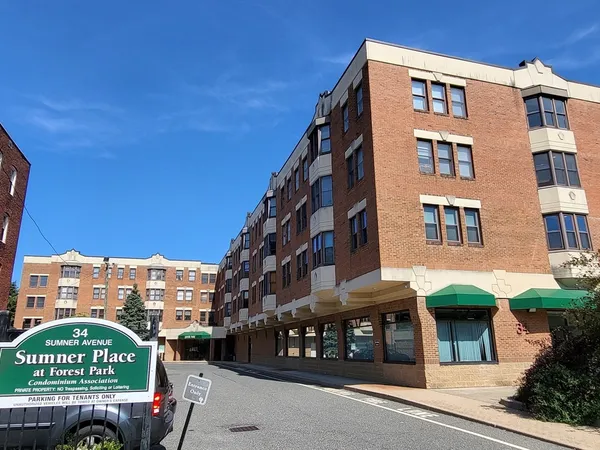 $169,000 | 34 Sumner Avenue, Unit 208, Springfield, MA 01108
