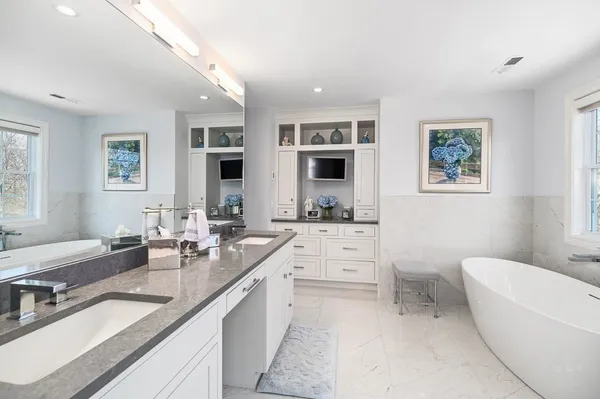 $1,725,000 | 27 Parsons Hill Road, Wenham, MA 01984