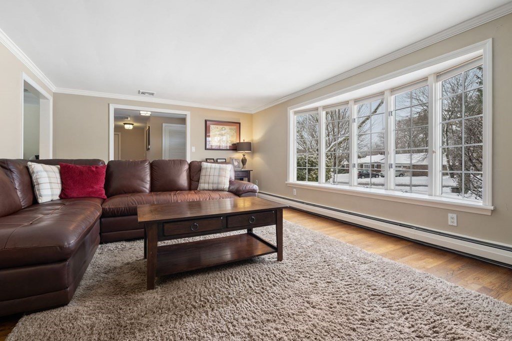 4 Whitfield Road Danvers, MA 01923 - Photo 10 of 42 Gallery Image 10