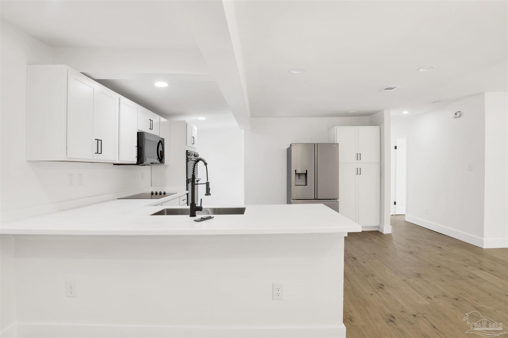 212 Lakewood Road Pensacola, FL 32507 - Photo 12 of 37