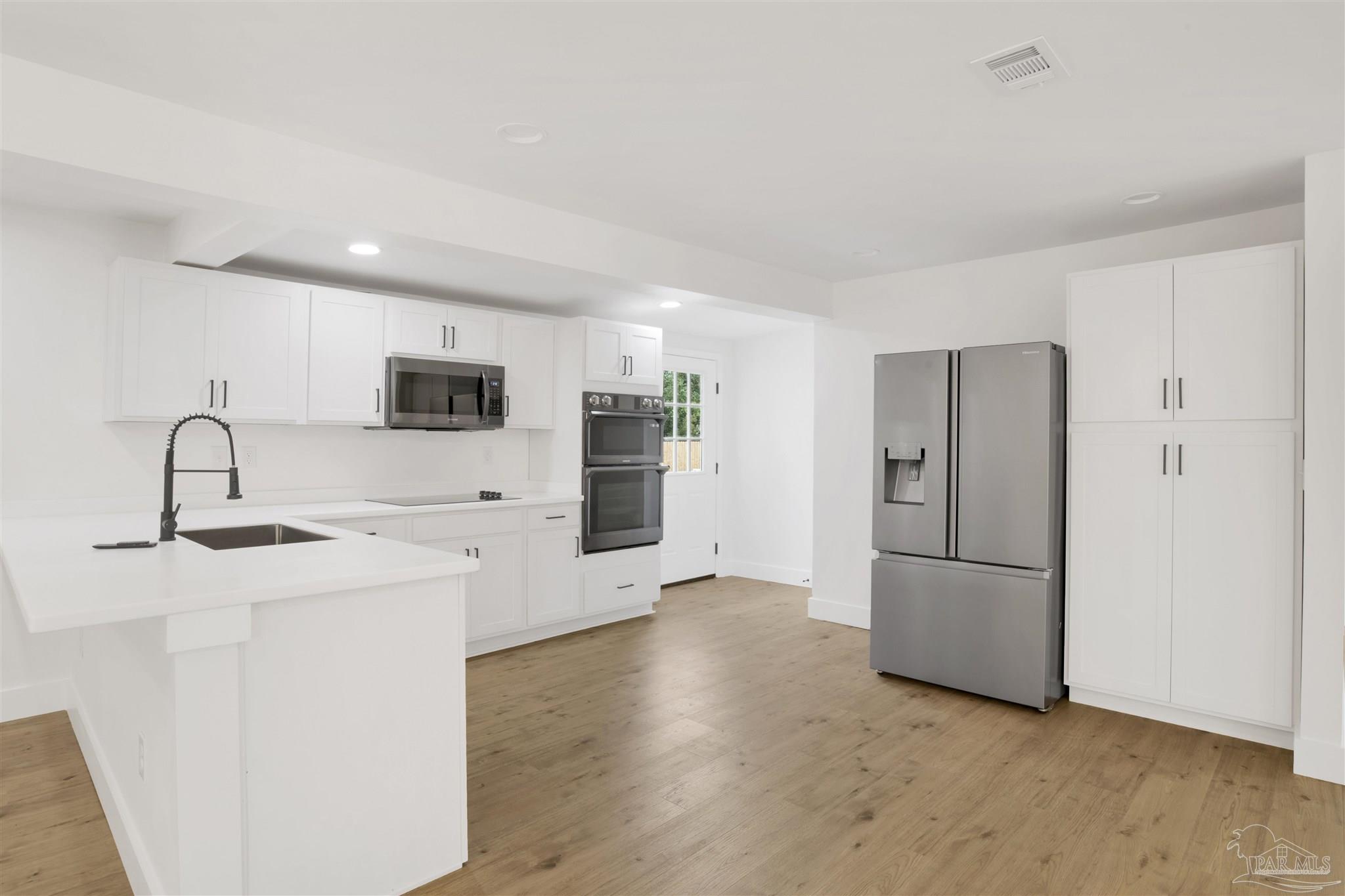 212 Lakewood Road Pensacola, FL 32507 - Photo 13 of 37