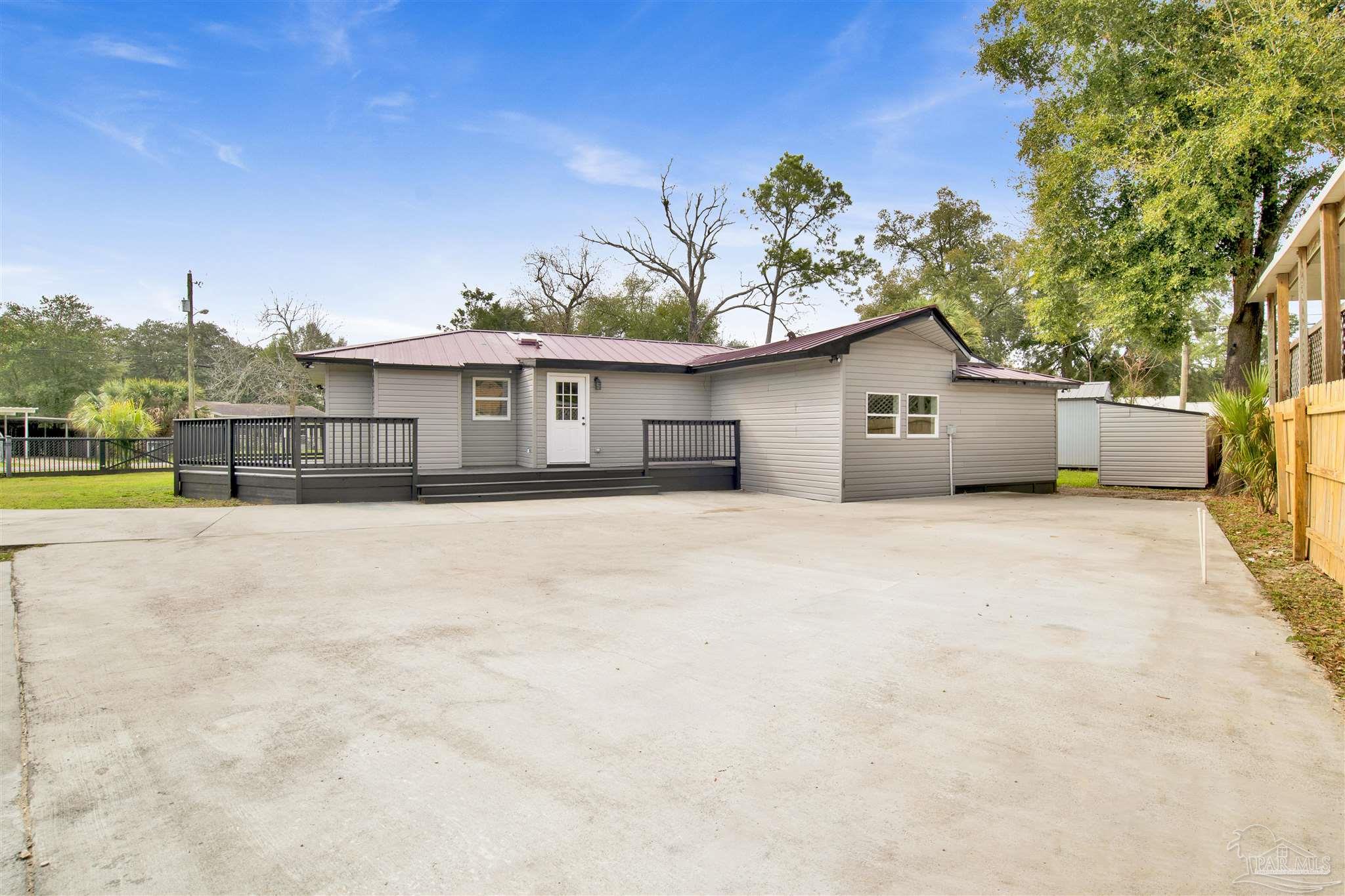 212 Lakewood Road Pensacola, FL 32507 - Photo 31 of 37