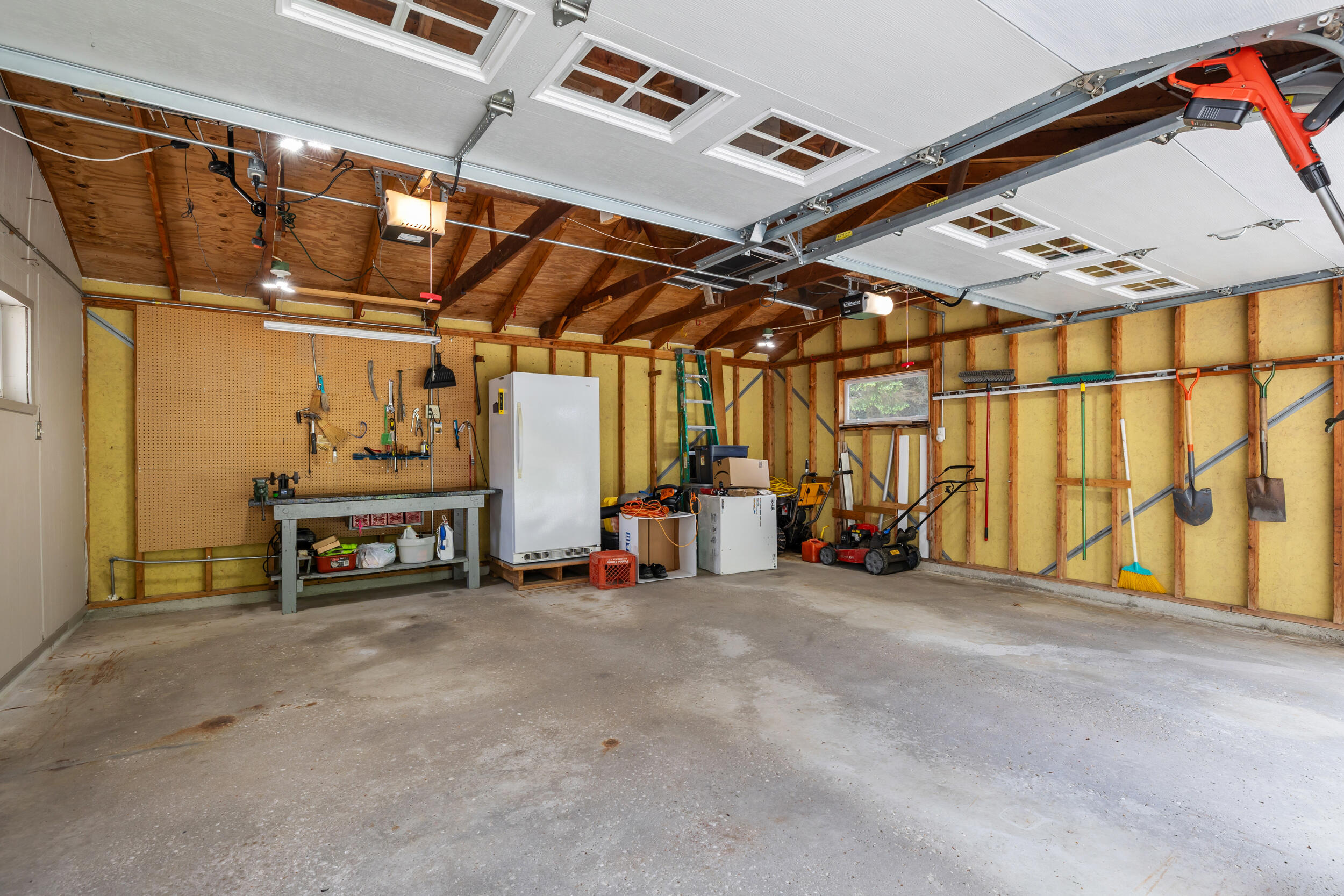 815 Jackson Drive Cleveland, WI 53015 - Photo 31 of 38 Garage Interior