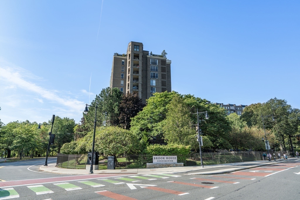 33 Pond Avenue, Unit 523 Brookline, MA 02445 - Photo 28 of 31 a view of a tall building next to a road