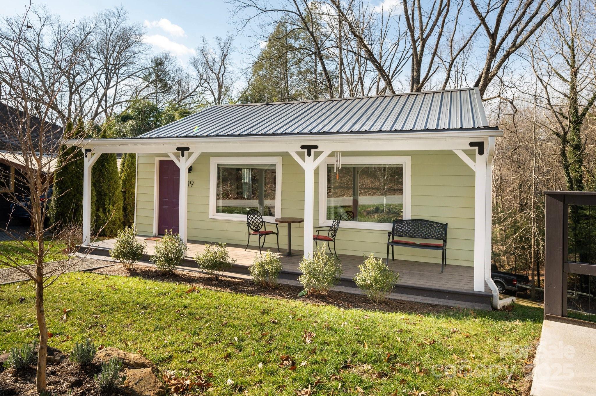 19 Pickwick Road Asheville, NC 28803 - Photo 1 of 35 Gallery Image 1