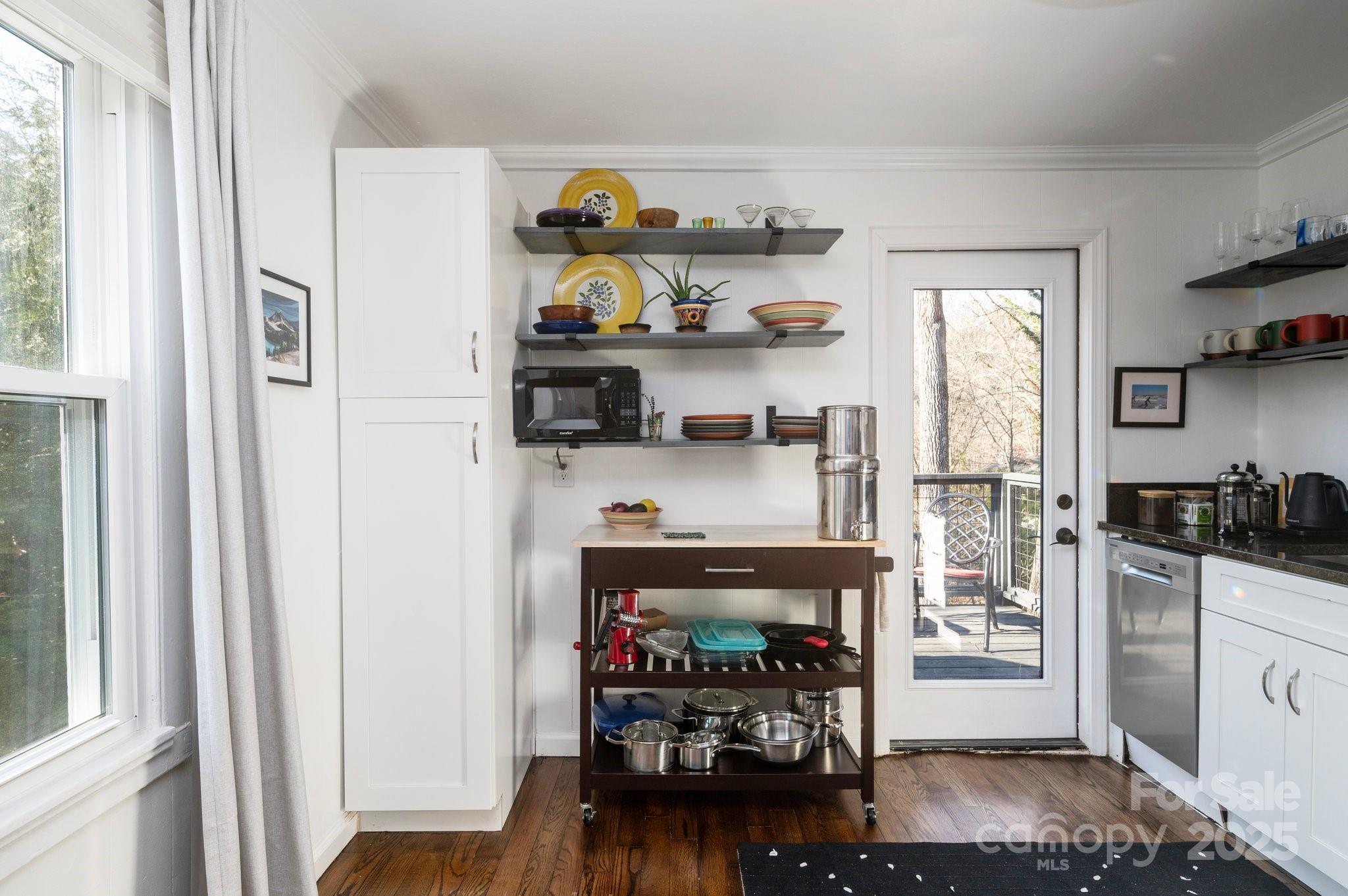 19 Pickwick Road Asheville, NC 28803 - Photo 11 of 35 Gallery Image 11