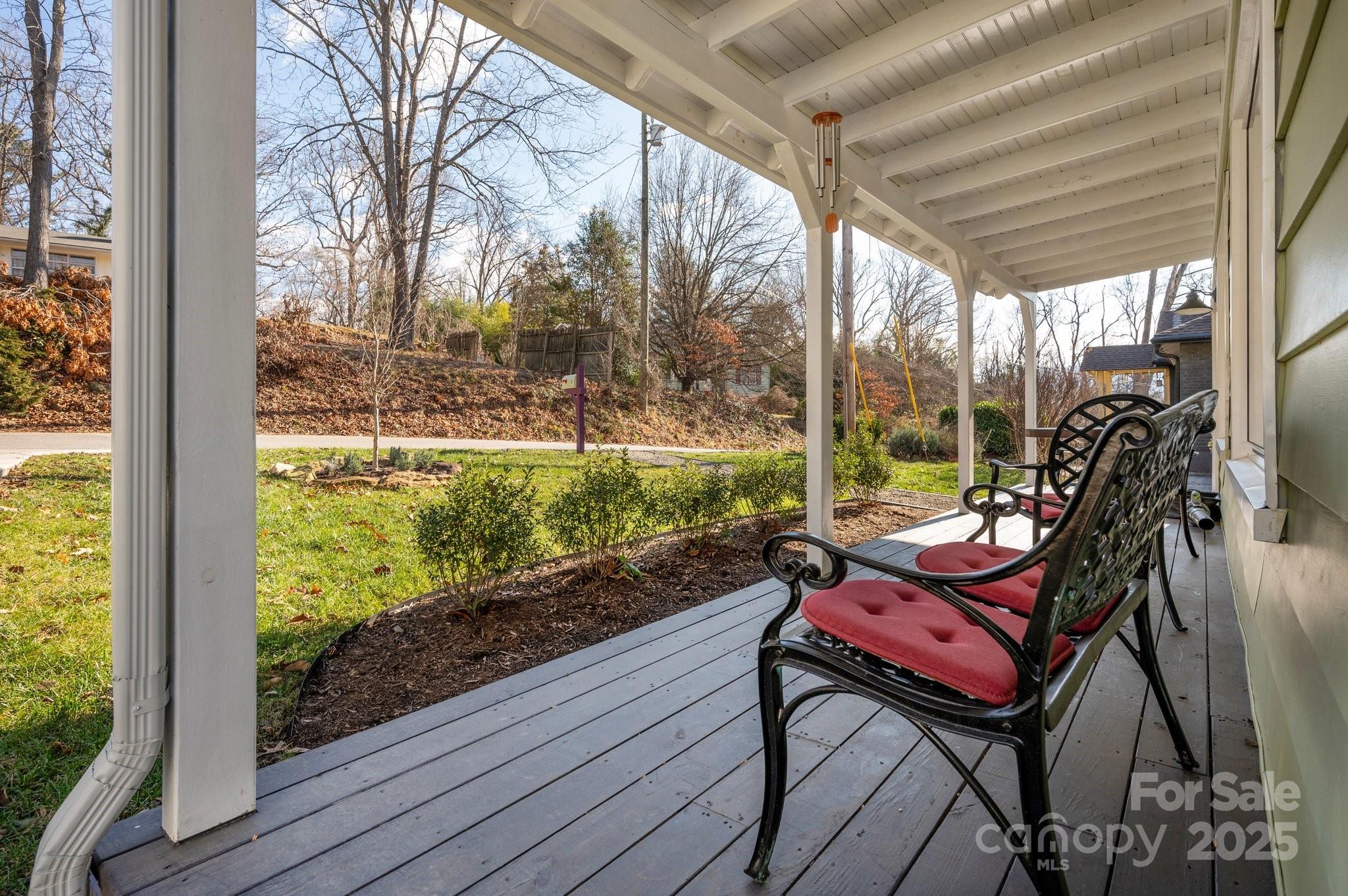 19 Pickwick Road Asheville, NC 28803 - Photo 3 of 35 Gallery Image 3