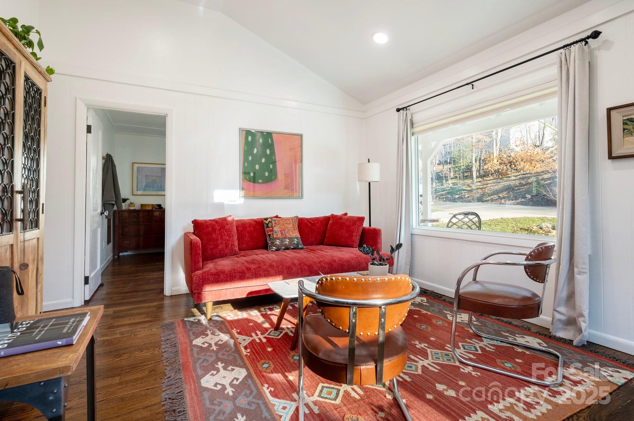 19 Pickwick Road Asheville, NC 28803 - Photo 5 of 35 Gallery Image 5