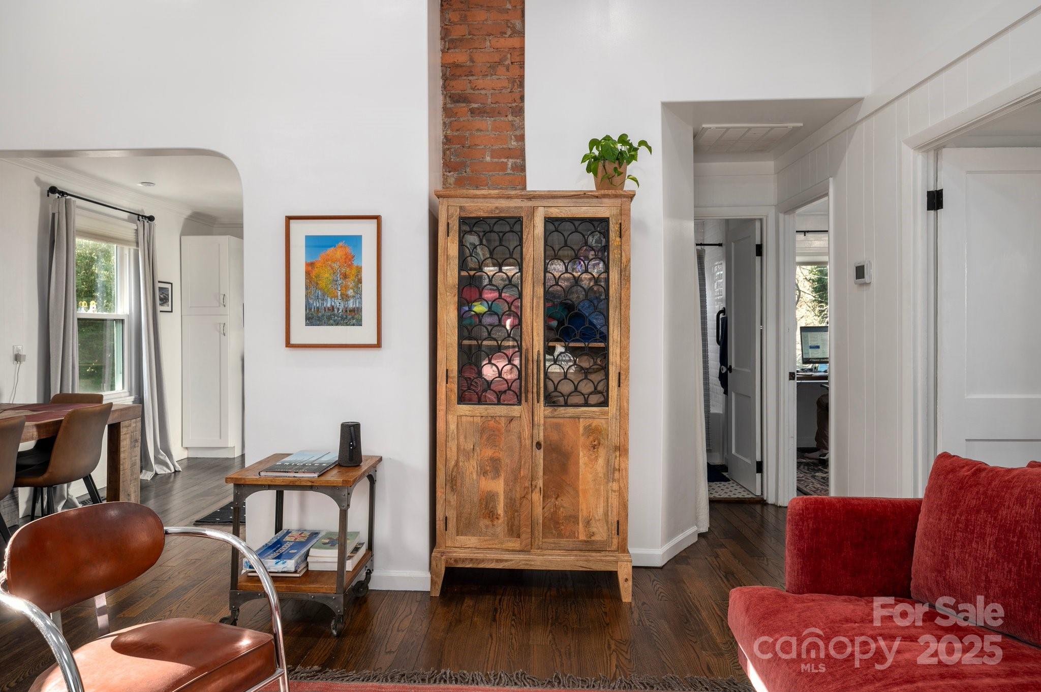19 Pickwick Road Asheville, NC 28803 - Photo 8 of 35 Gallery Image 8