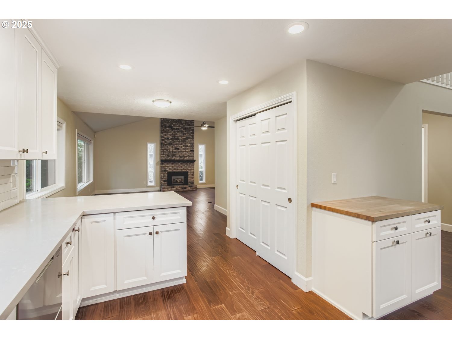 32400 Southwest Estates Court South Wilsonville, OR 97070 - Photo 12 of 41