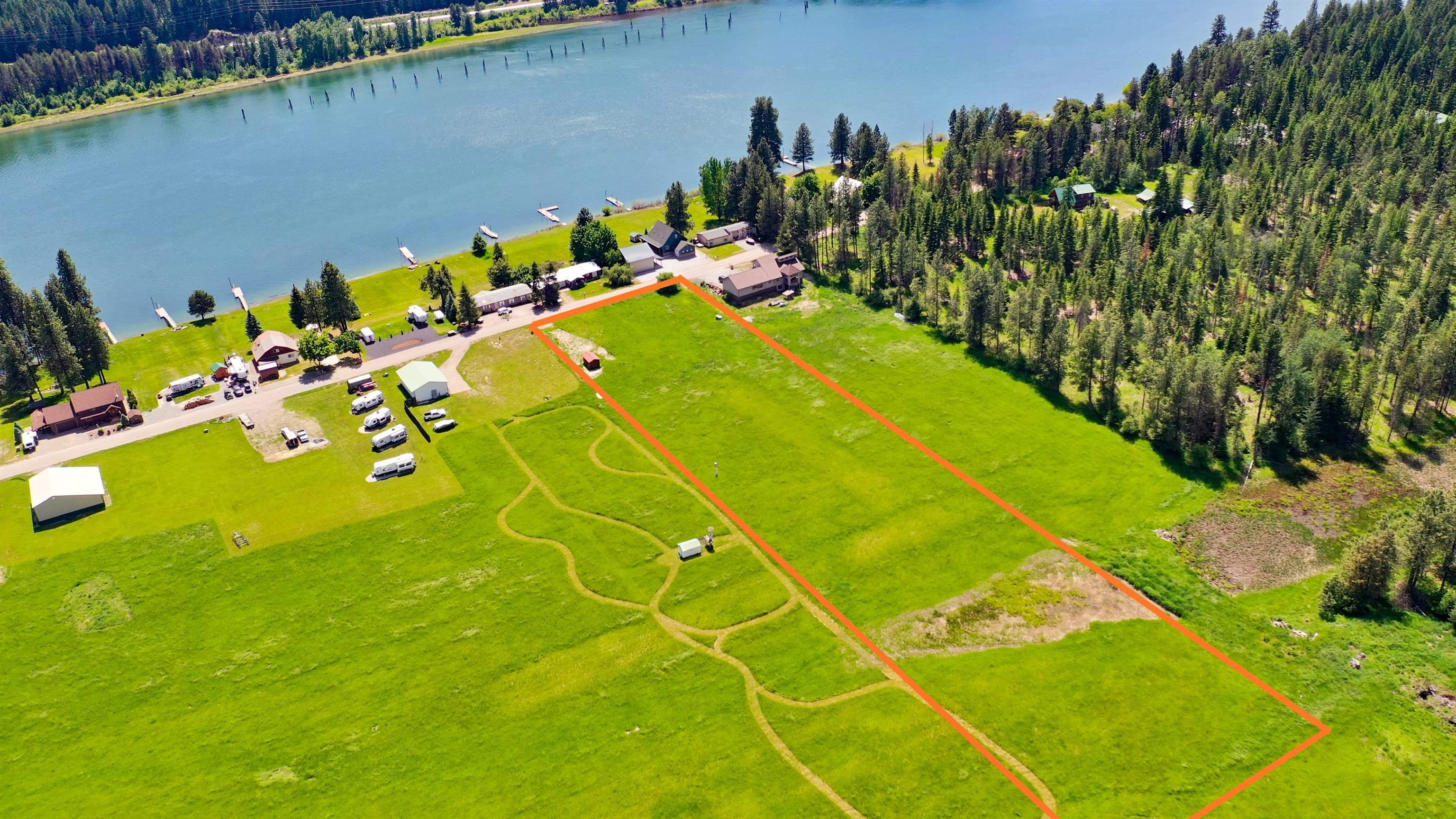 922 Greggs Road Newport, WA 99156 - Photo 4 of 5 Gallery Image 4
