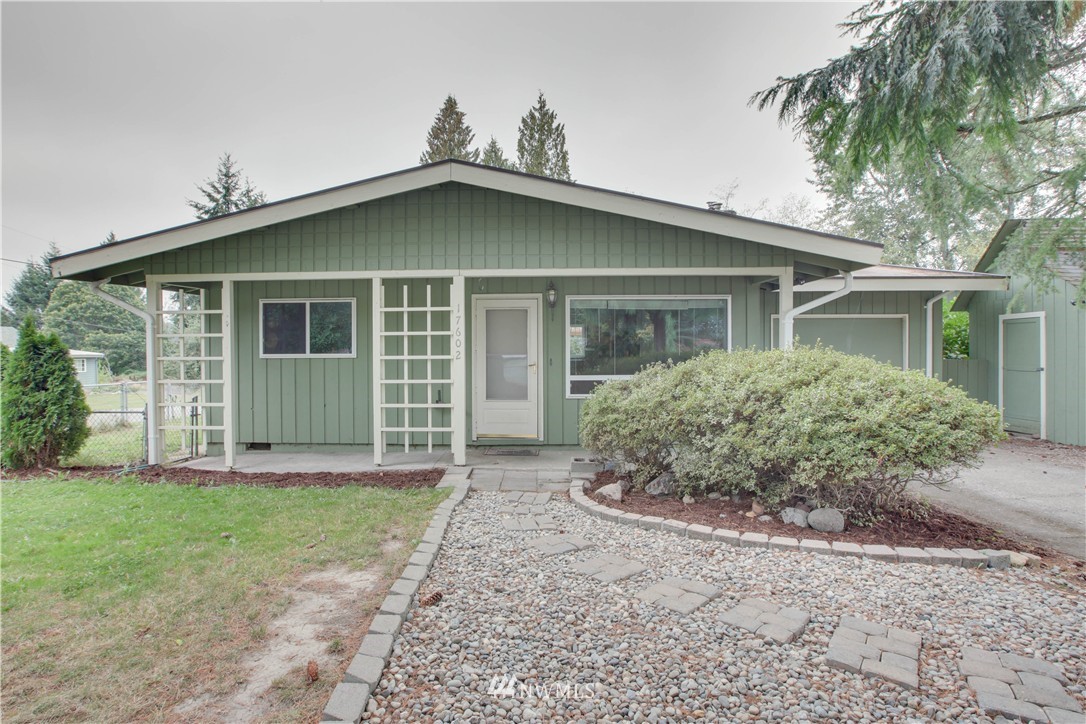 17602 Southeast 121st Place Renton, WA 98059 - Photo 3 of 20 Gallery Image 3