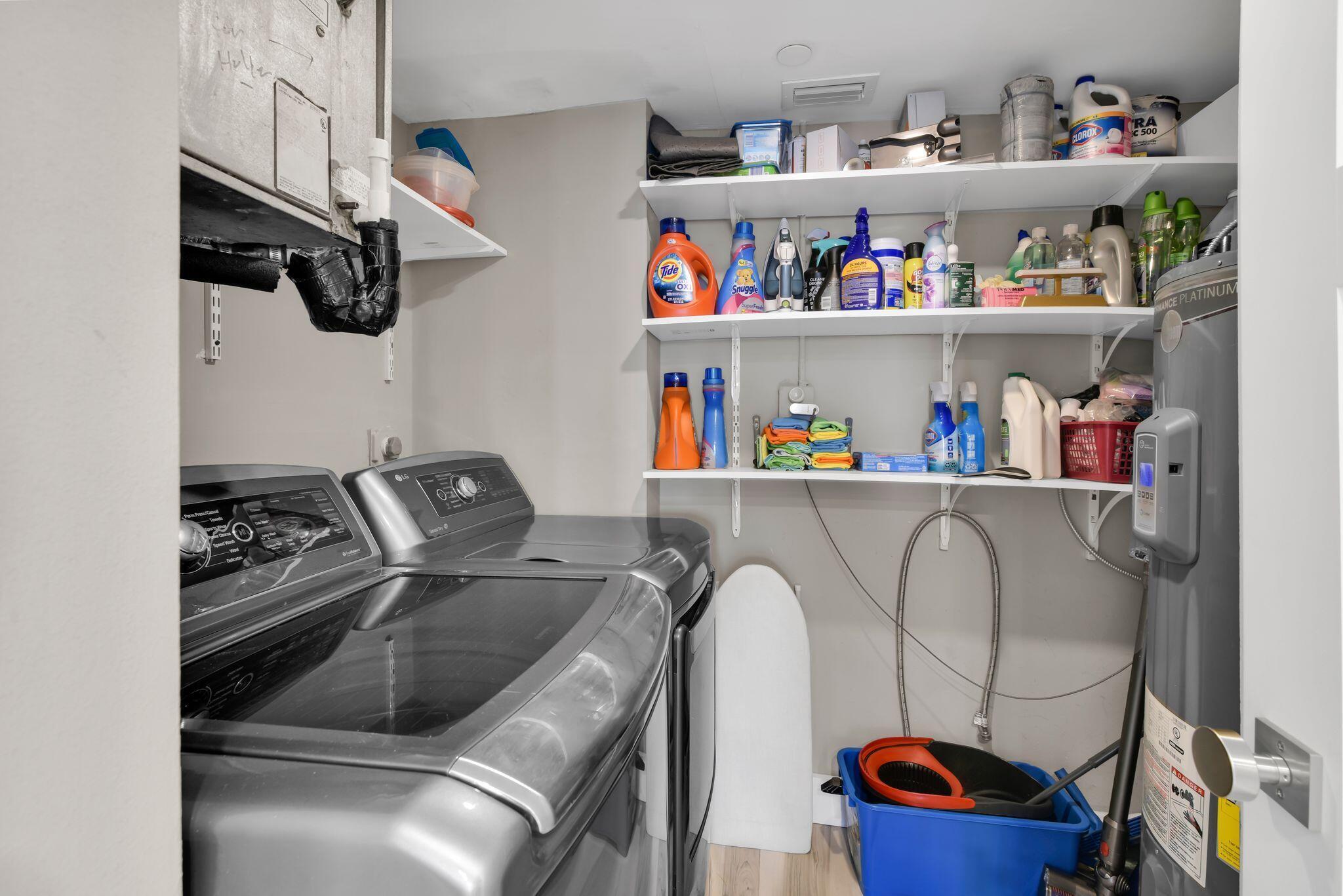 899 Jeffery Street, Unit 714 Boca Raton, FL 33487 - Photo 22 of 51 899 PB 714 WASHER ROOM