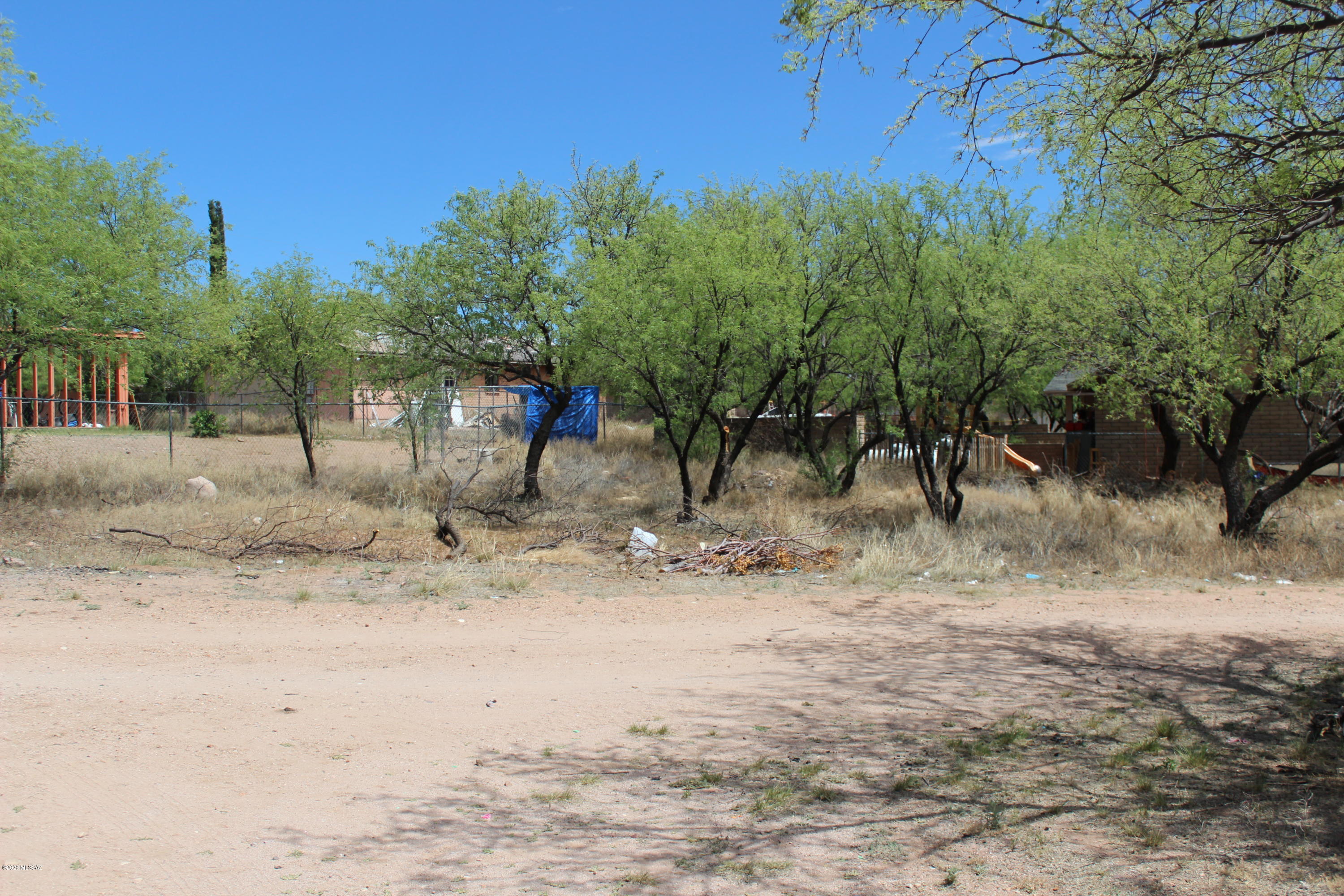 1410 Calle Cuervo, Unit 10 Rio Rico, AZ 85648 - Photo 3 of 5
