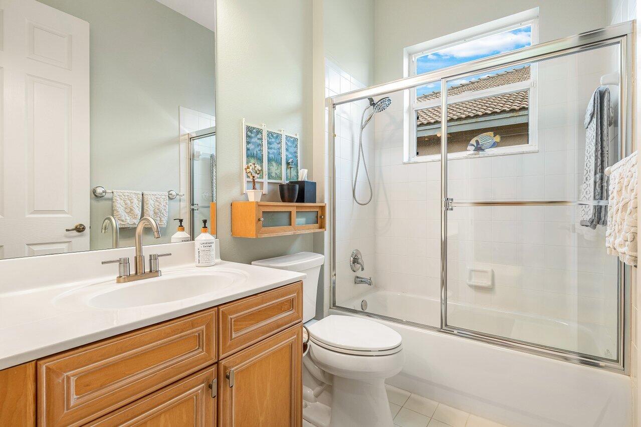 11082 Silver Ridge Street Wellington, FL 33449 - Photo 19 of 38 022-11082SilverRidgeStreet-Wellington-FL