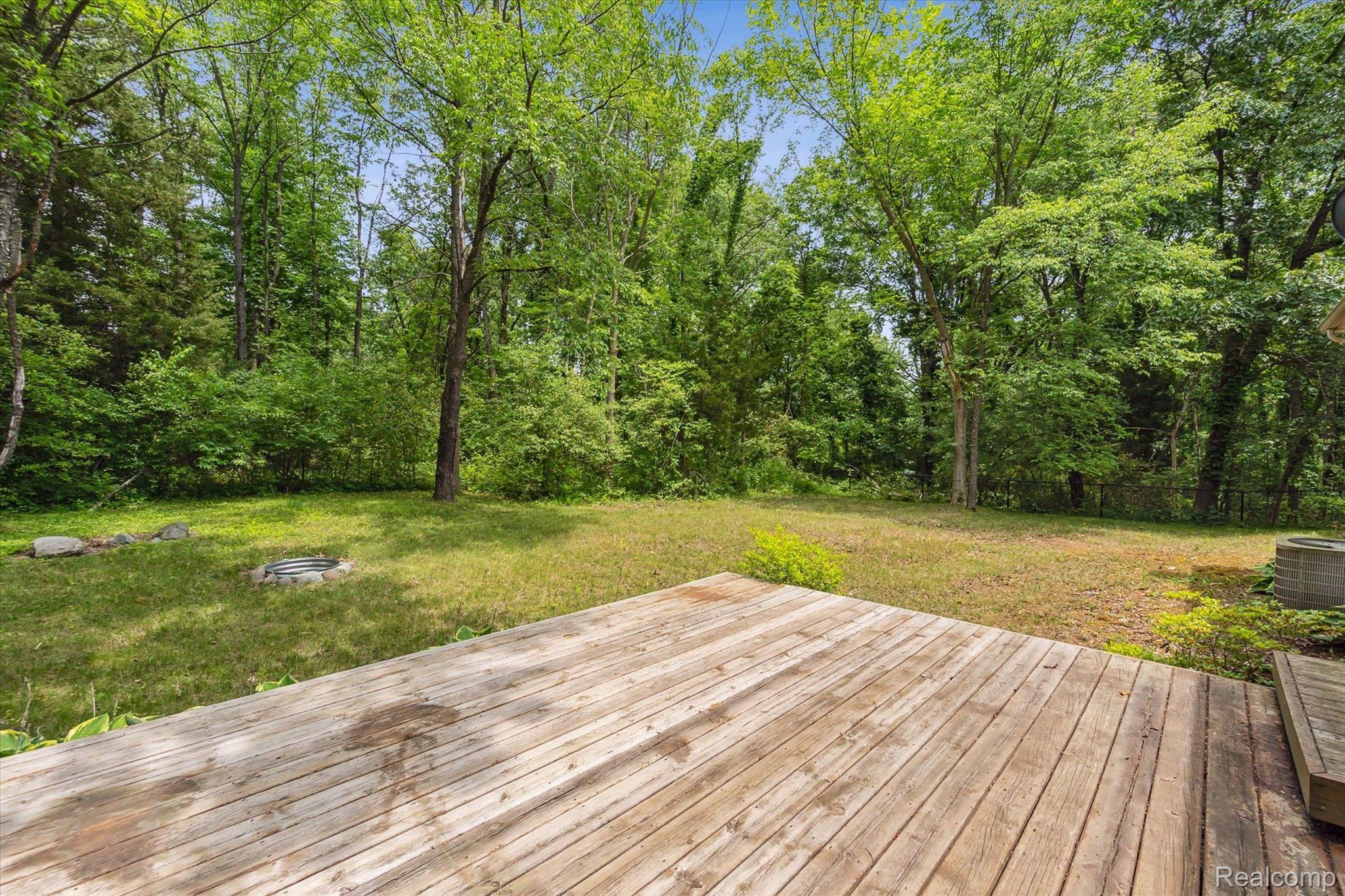 6323 Cohoctah Road Fenton, MI 48430 - Photo 35 of 38 Gallery Image 35