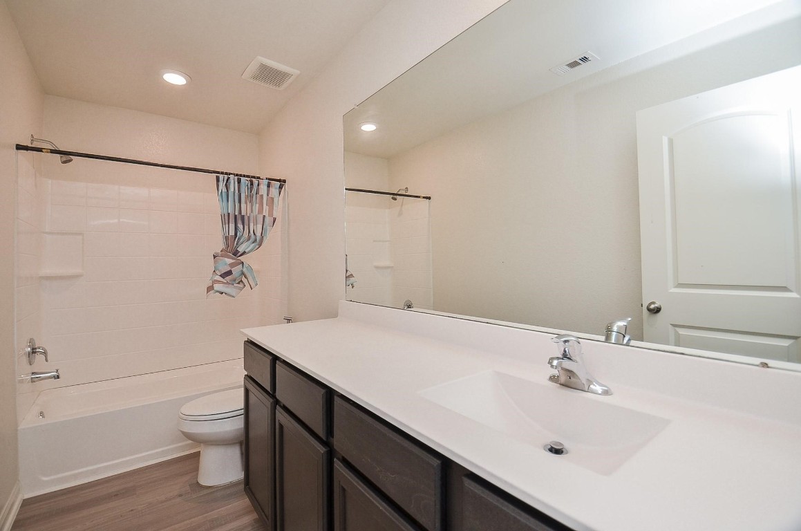 2037 Mule Ridge Drive Katy, TX 77493 - Photo 6 of 12