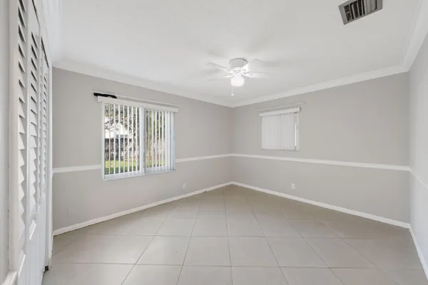 $3,000 | 730 Northwest 1st Avenue, Boynton Beach, FL 33426