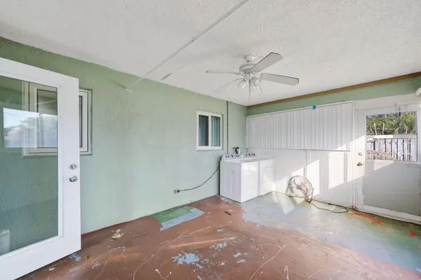$3,000 | 730 Northwest 1st Avenue, Boynton Beach, FL 33426