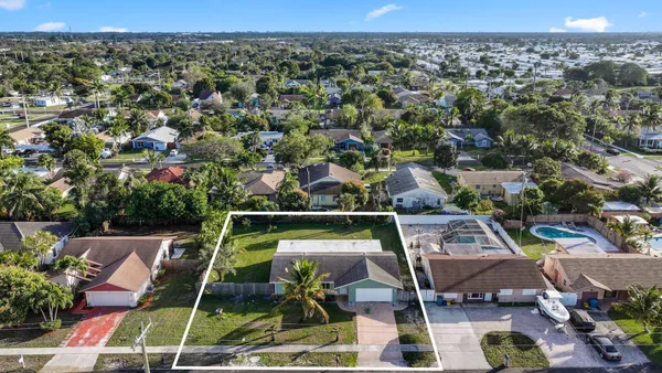 $3,000 | 730 Northwest 1st Avenue, Boynton Beach, FL 33426