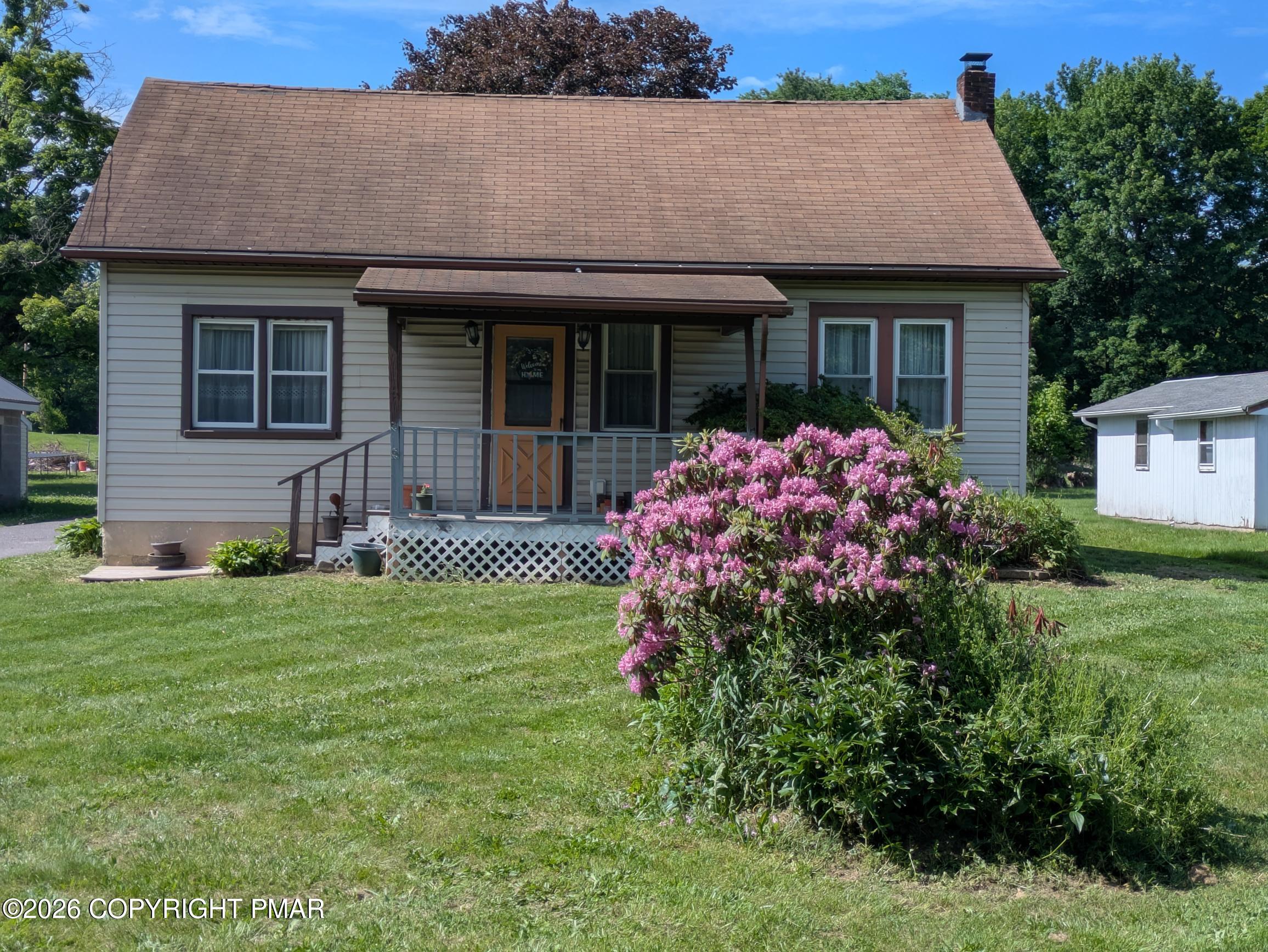 1085 Interchange Road Gilbert, PA 18331 - Photo 2 of 28 PXL_20260527_194313967