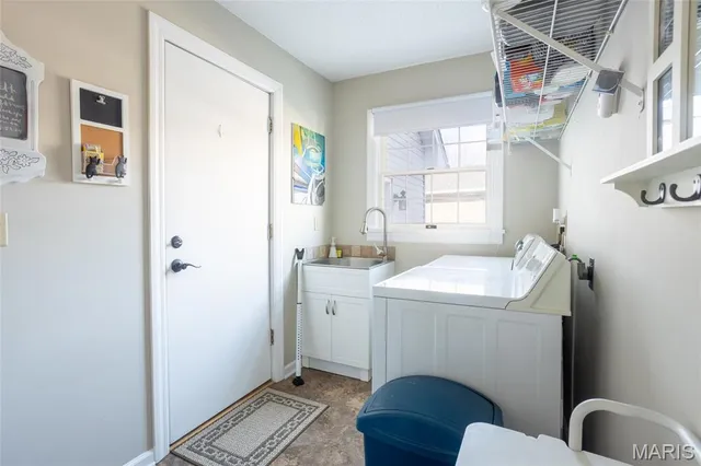 $350,000 | 6820 Copper Falls Court, Oakville, MO 63129