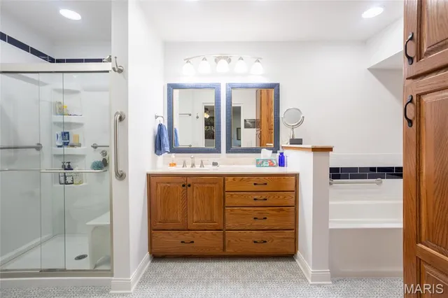 $350,000 | 6820 Copper Falls Court, Oakville, MO 63129