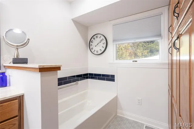 $350,000 | 6820 Copper Falls Court, Oakville, MO 63129