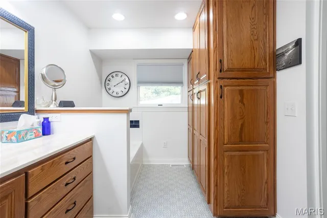 $350,000 | 6820 Copper Falls Court, Oakville, MO 63129